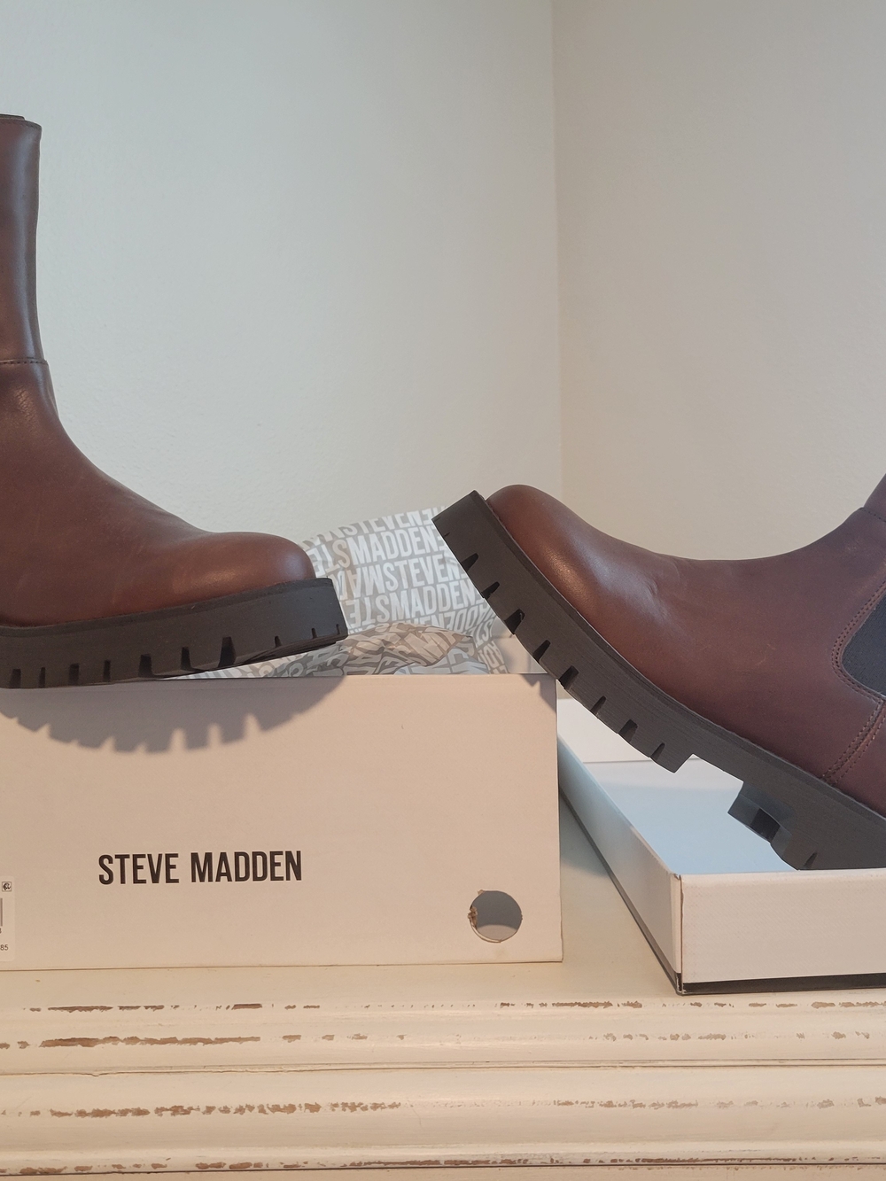 Steve Madden Men's Brown Leather Chukka Boots with Lug Sole
